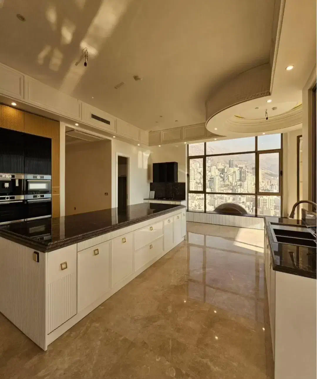 ۸۵۰متر پنت/استخر اختصاصی/ویو ۳۶۰