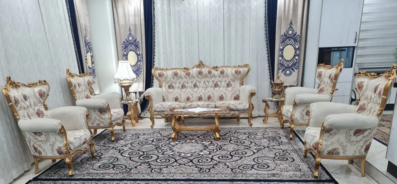 مبل سلطنتی ۷ نفره|مبلمان خانگی و میز عسلی|کرج, شهرک یاس جنوبی|دیوار