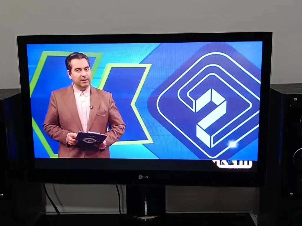 تلویزیون|تلویزیون و پروژکتور|ایلام, |دیوار