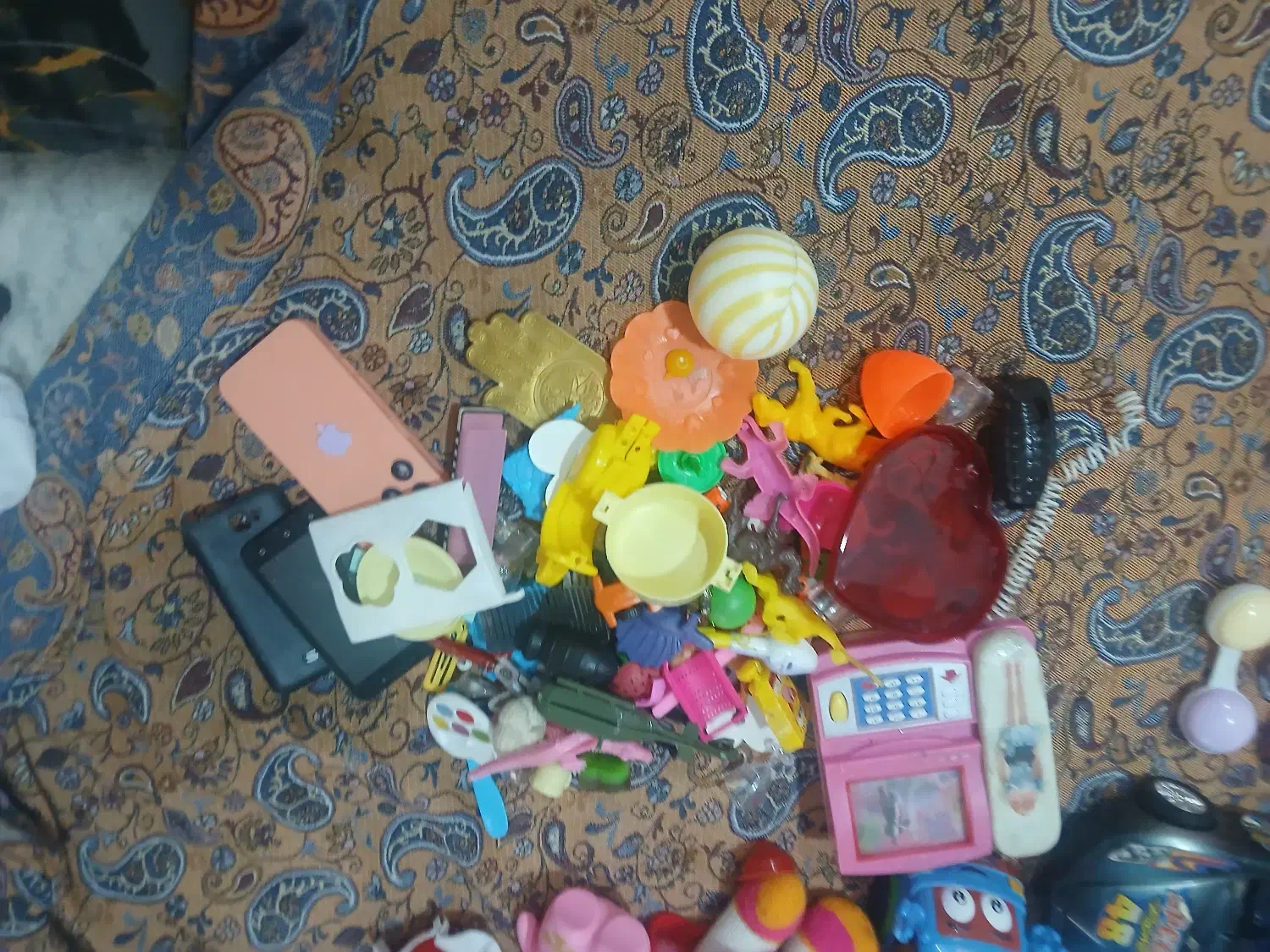 اسباب بازی نو نو|اسباببازی بچه|قم, قلعه کامکار|دیوار