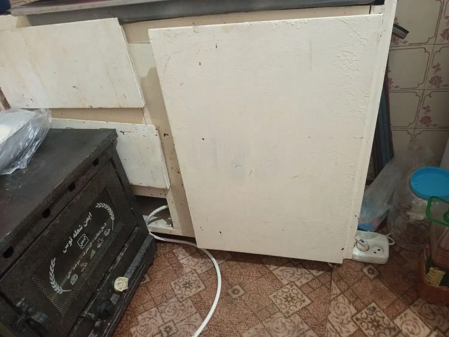 میز|میز تلفن|کنارک, |دیوار