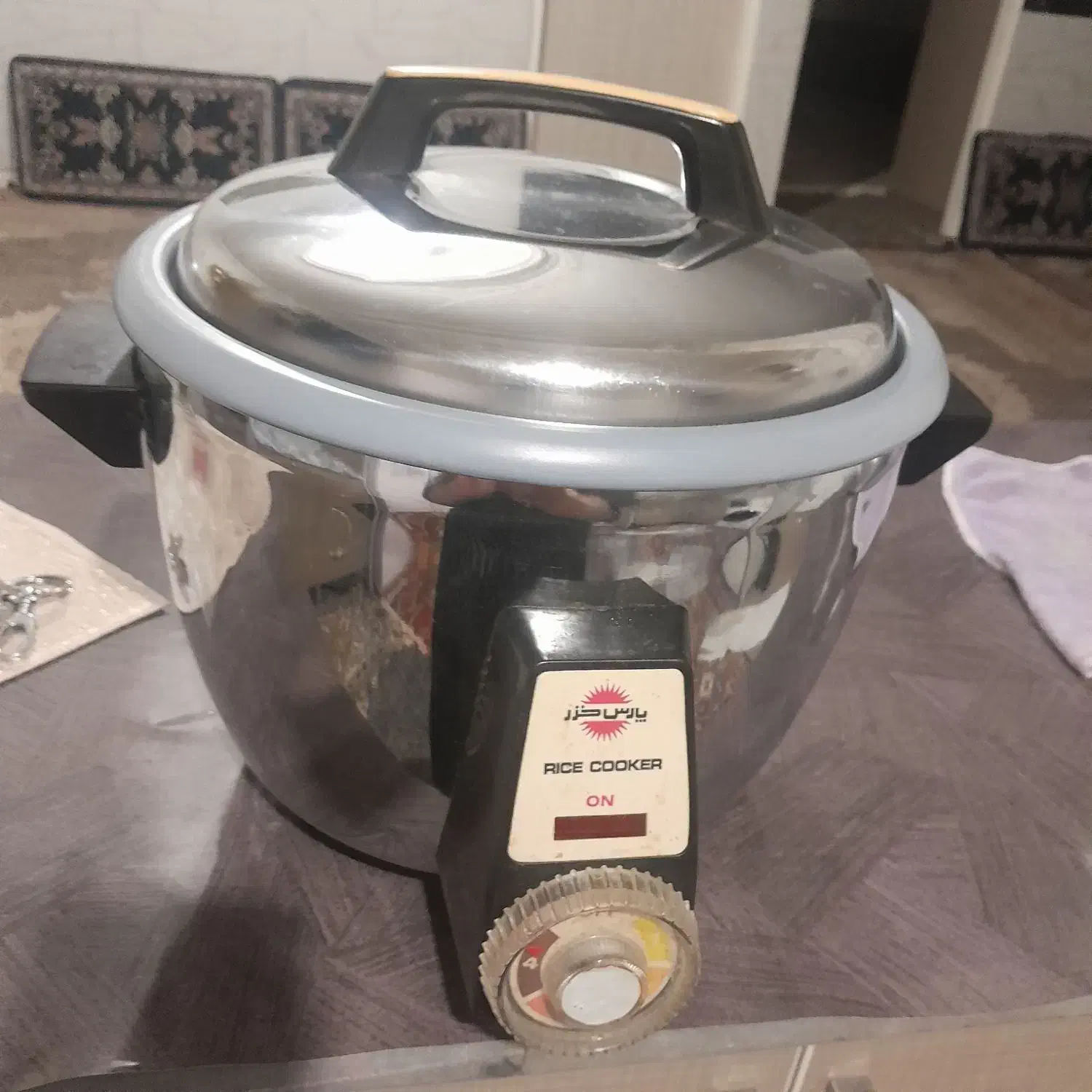 وسایل منزل|بخاری، هیتر، شومینه|هشتگرد, هشتگرد قدیم|دیوار