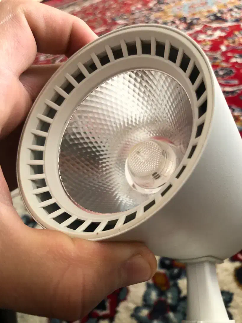 چراغ ریلی سقفی|لامپ و چراغ|سبزوار, باهنر|دیوار