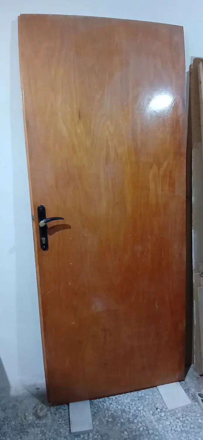 درب ورودی اتاق و منزل|کلکسیون اشیاء عتیقه|بهشهر, |دیوار