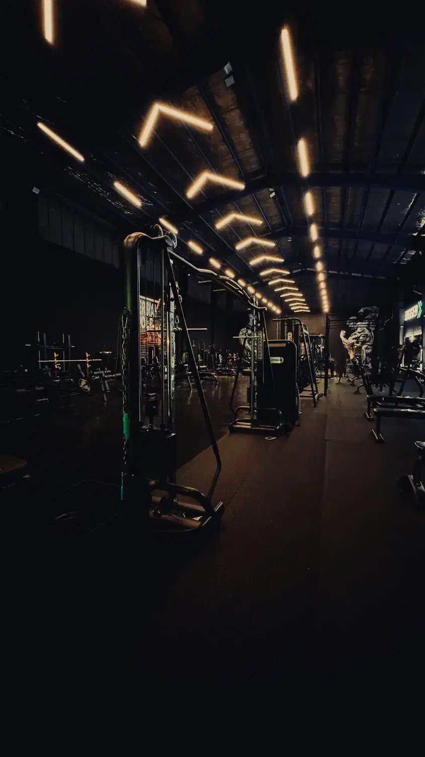 نیروی خدماتی اقا|استخدام سرایداری و نظافت|قدس, شهرک صنعتی زاگرس|دیوار