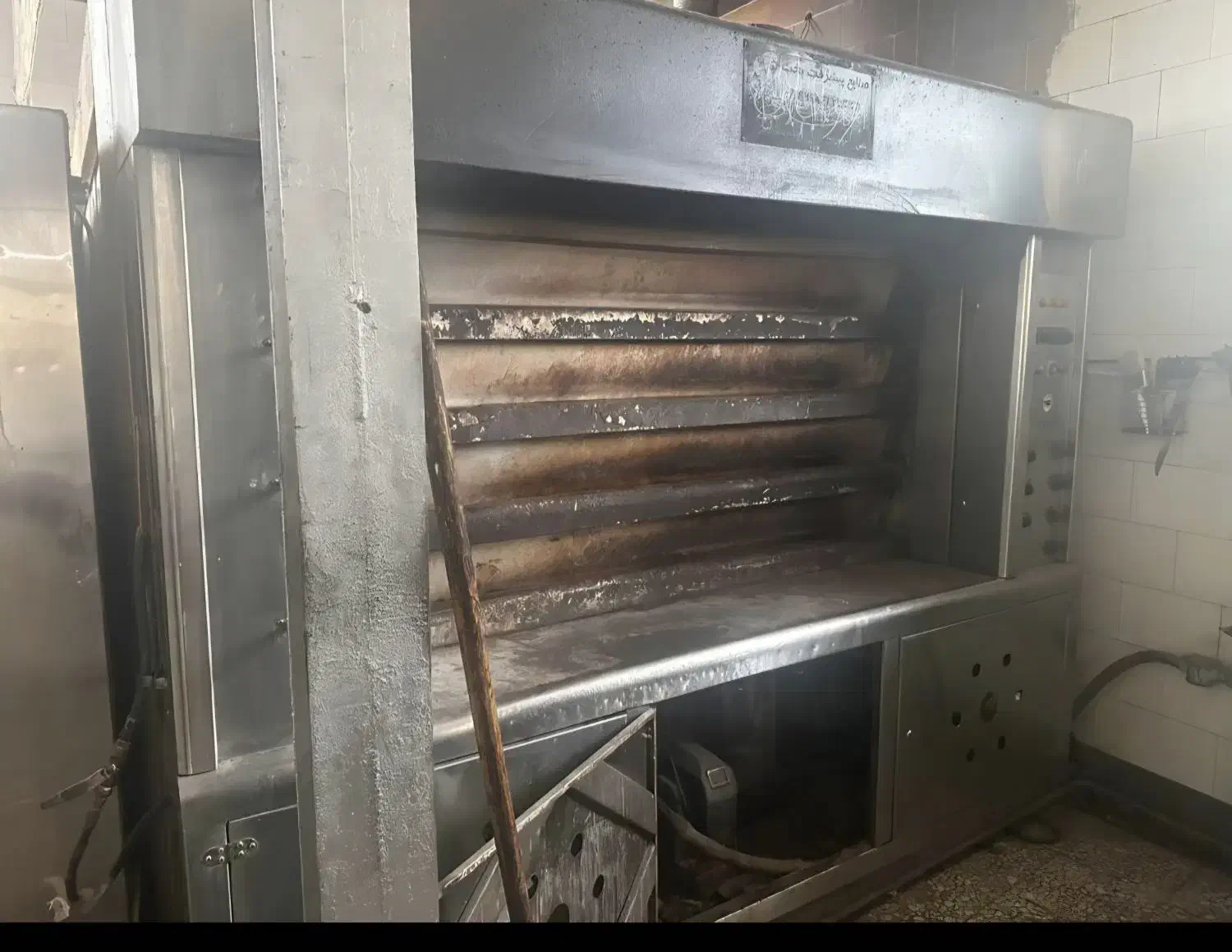 فر نان فانتزی (نان سحر)|فروشگاه و مغازه|میانه, |دیوار