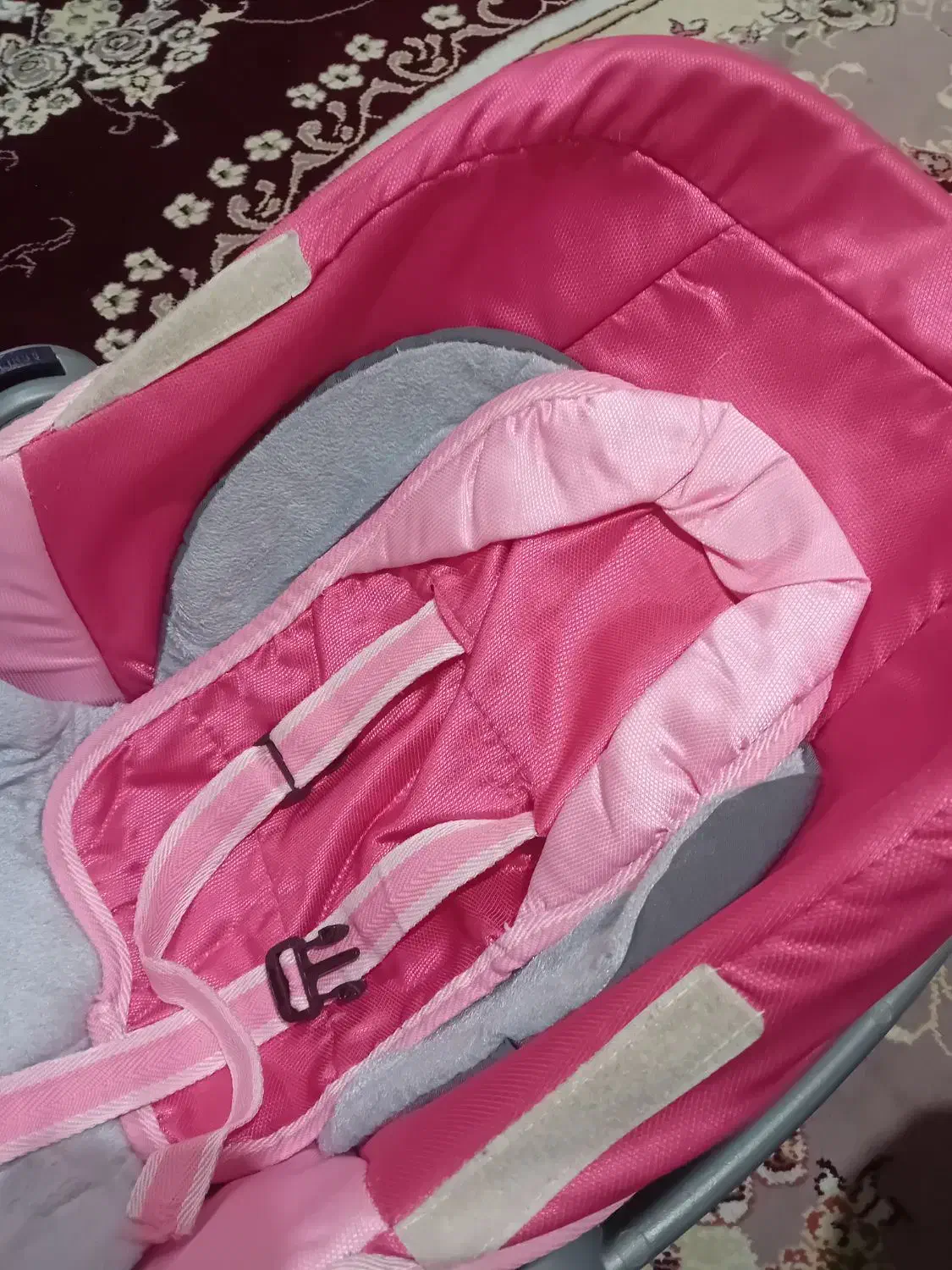 کریر و قنداق فرنگی|اسباب و اثاث بچه|اراک, |دیوار