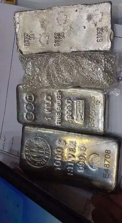 بورس سکه و طلا ی آبشده و انواع شمش های نقره|جواهرات|شاهینشهر, فردوسی|دیوار