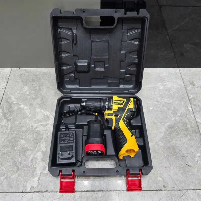 دریل شارژی براشلس 24 ولت/طرح دیوالت/قدرتی|ابزارآلات|تهران, فردوس|دیوار