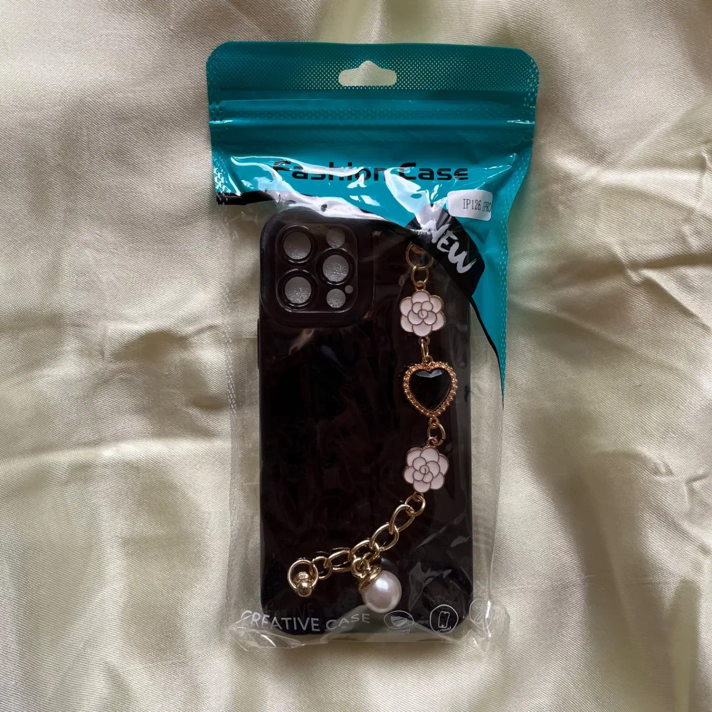 قاب آیفون12pro|لوازم جانبی موبایل و تبلت|رشت, معلم|دیوار