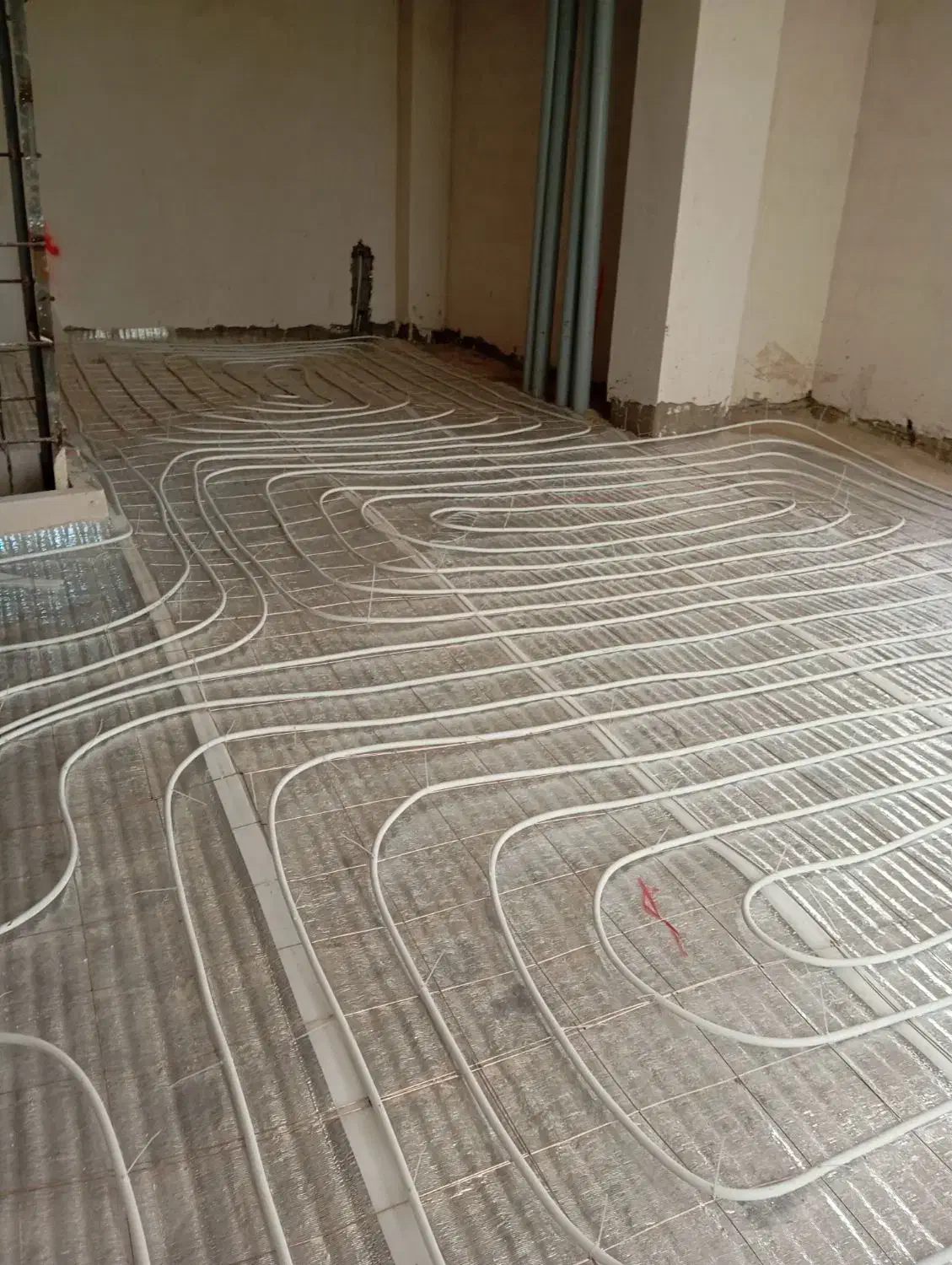 لوله کشی کف گرمایش  ونصب رادیاتورکولرگازی یخچال|خدمات پیشه و مهارت|سراب, |دیوار