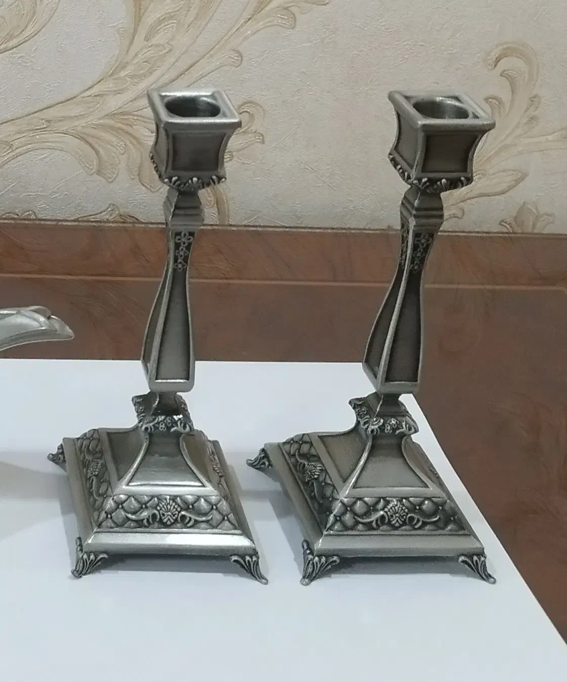 یک جفت جاشمعی و جادستمالی پیوتر قدیمی نفیس و اصل|کلکسیون اشیاء عتیقه|اهواز, گلستان|دیوار