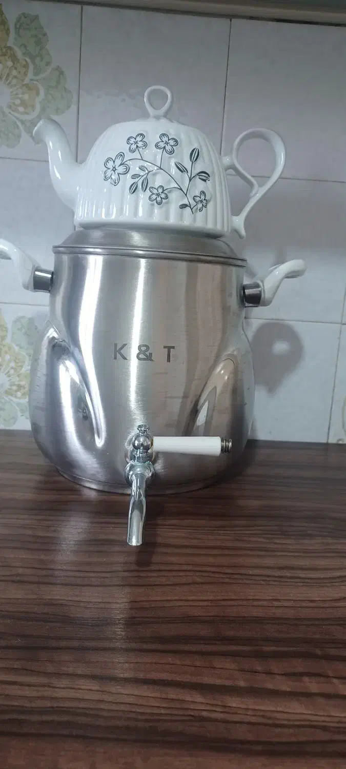 کتری قوری فقط دو سه بار استفاده شده|قوری، کتری، قهوهساز دستی|پاکدشت, پاکدشت (مامازند)|دیوار