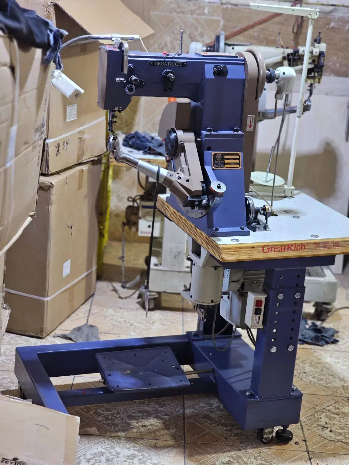 چرخ دوردوز گردریچ|چرخ خیاطی و ریسندگی|تبریز, |دیوار