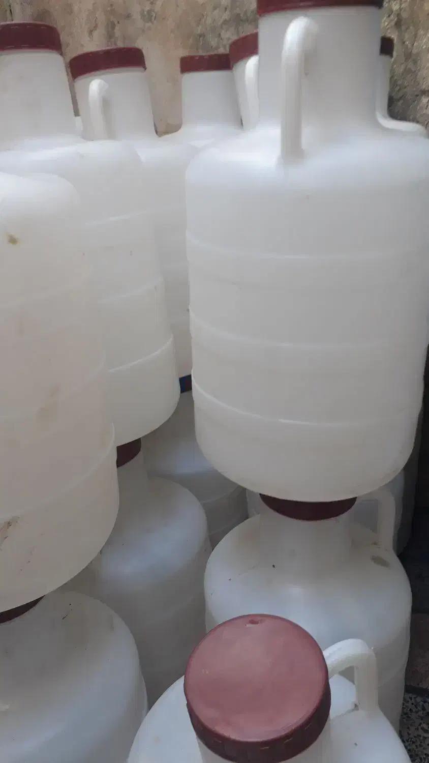 دبه خیارشور|ظروف نگهدارنده، پلاستیکی، یکبارمصرف|رشت, باهنر|دیوار