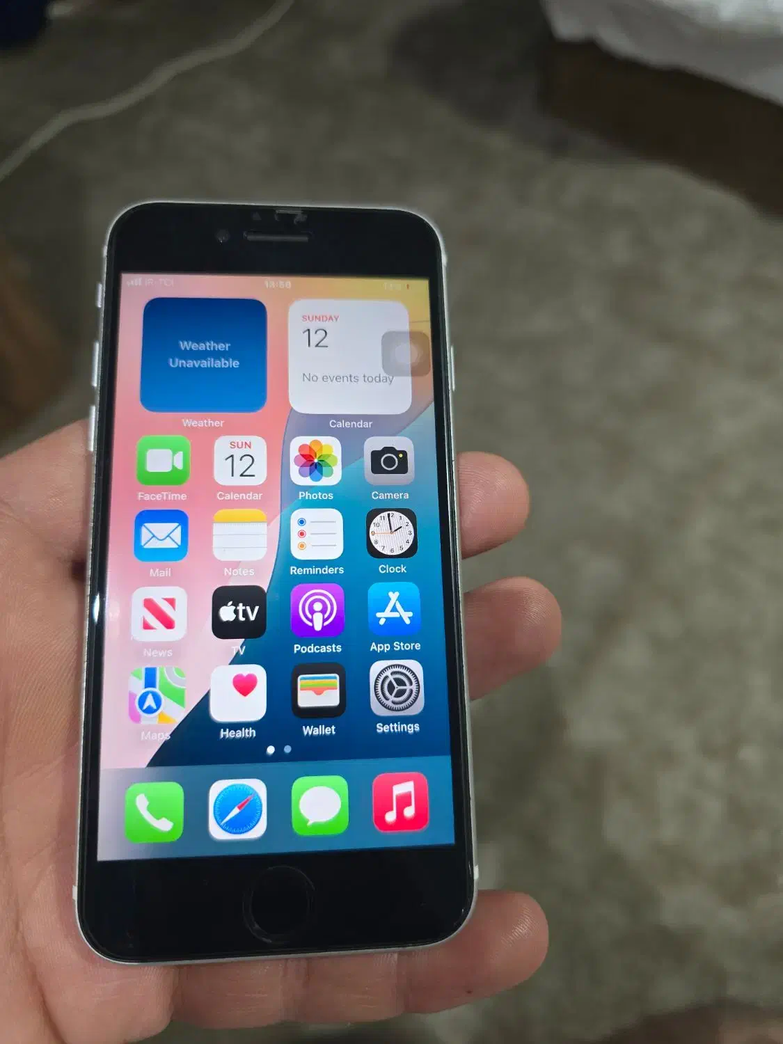 گوشی SE2020 IPHONE|موبایل|قشم, |دیوار