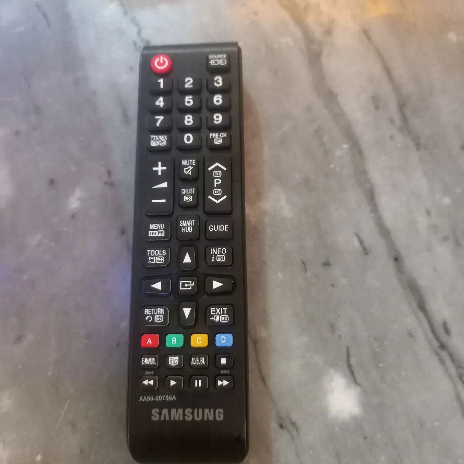 کنترل تلویزیون وجود نونو|تلویزیون و پروژکتور|قم, علی آباد سعدگان|دیوار