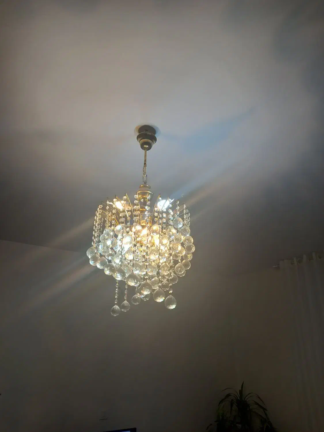 لوستر برنج کریستال|لوستر و چراغ آویز|فردیس, ثابتی|دیوار