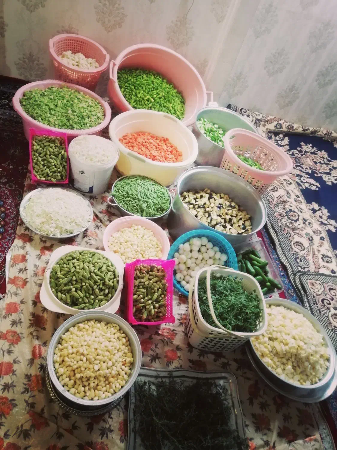 ترشی مخلوط|خوردنی و آشامیدنی|اصفهان, ارغوانیه|دیوار