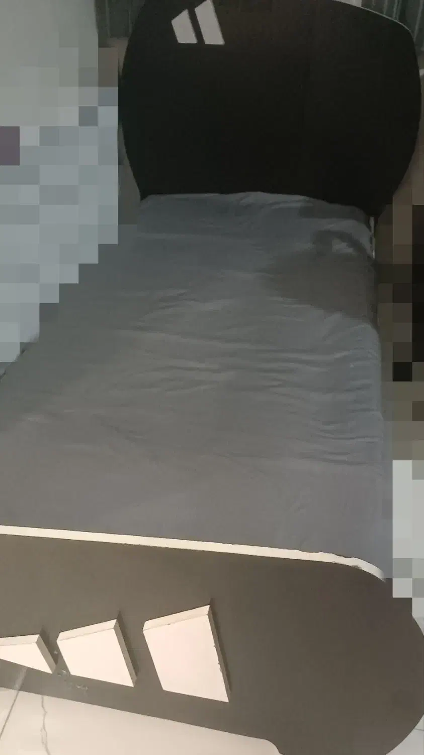 دو عددتخت خواب تک نفره سالم با لوازم جانبی|تخت و سرویس خواب|ملایر, |دیوار