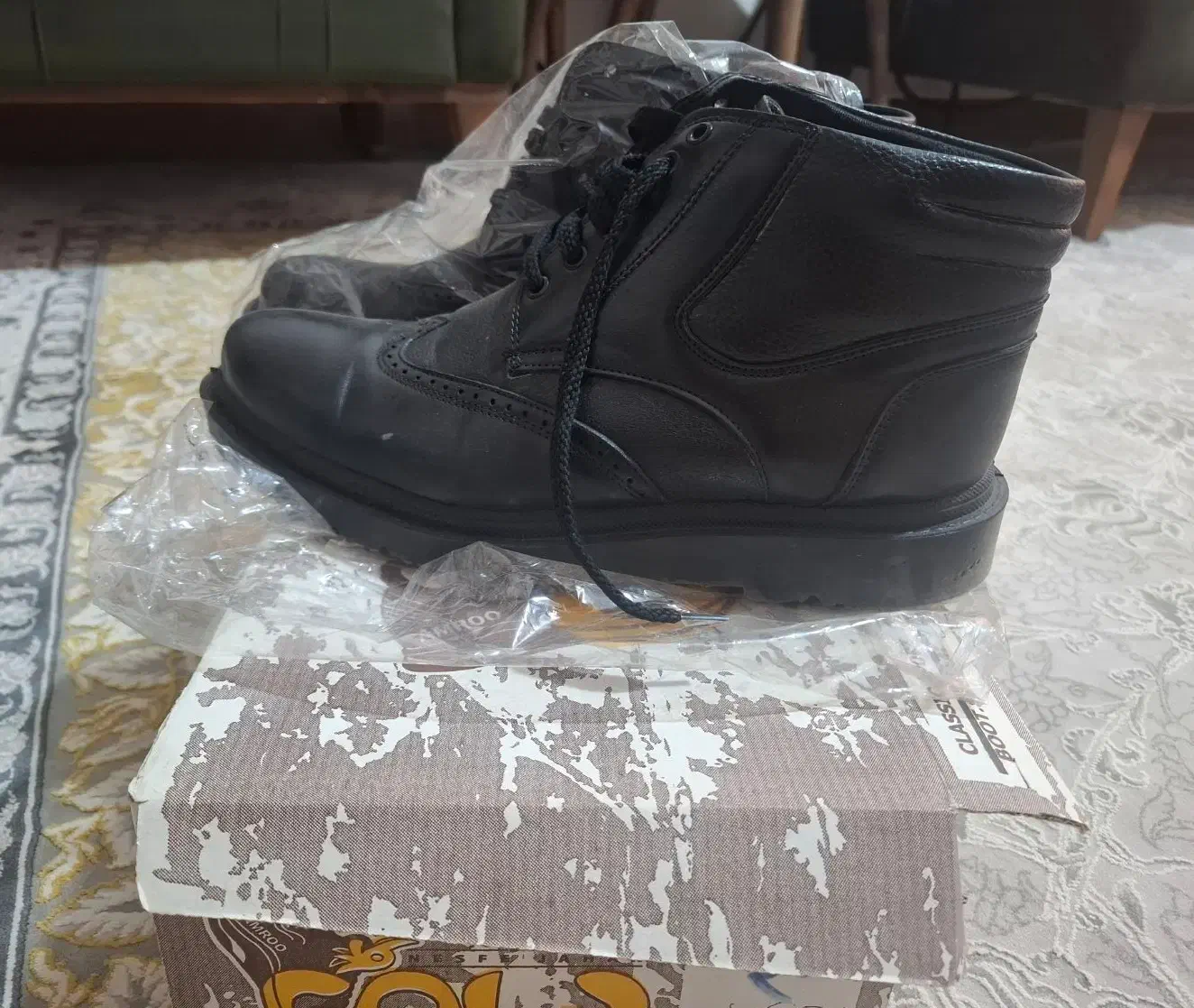 بوت مردانه سایز ۴۳ چرم تبریز|کیف، کفش، کمربند|شاهینشهر, شهرک گلدیس|دیوار