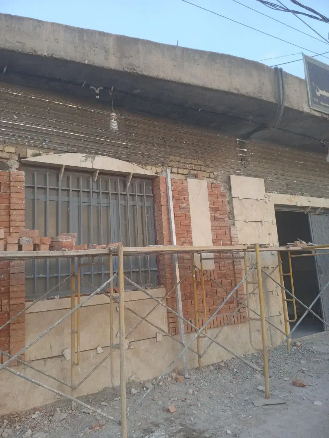 کاشی کار.استاد کاشی کاری سرامیک .کف بدنه اسلب|خدمات پیشه و مهارت|خرم‌آباد, |دیوار