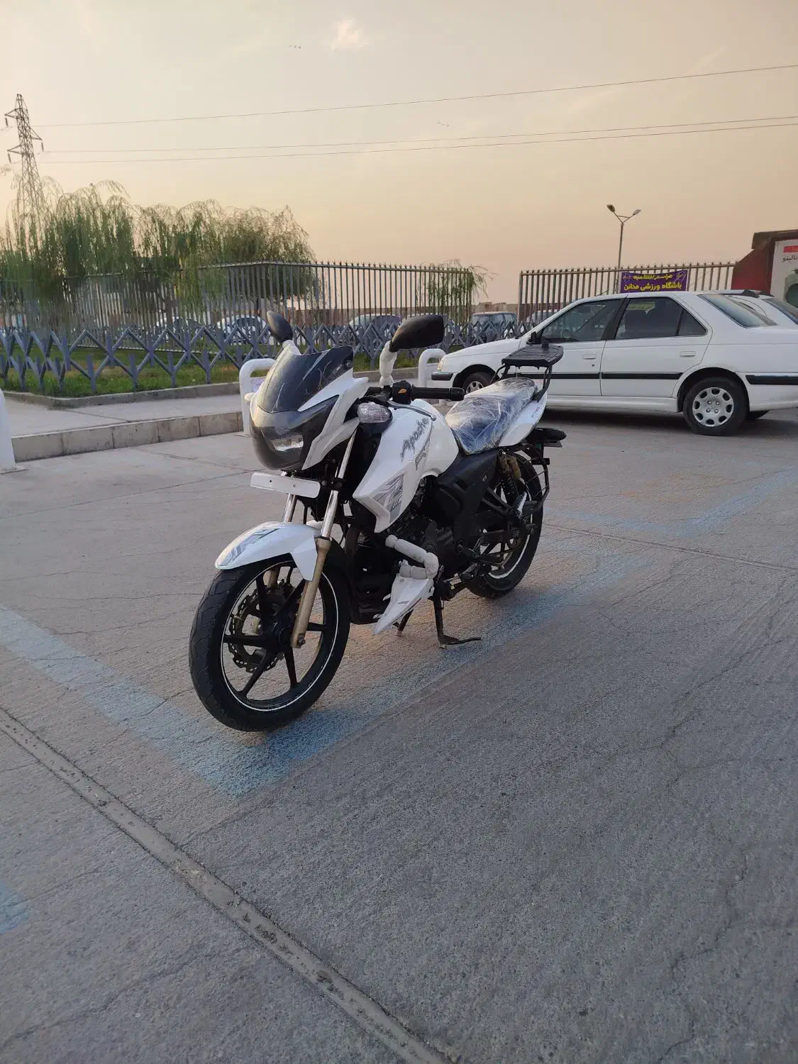 اپاچی ۱۸۰ مدل ۹۴ « عروسک »|موتورسیکلت|پاکدشت, پاکدشت (مامازند)|دیوار