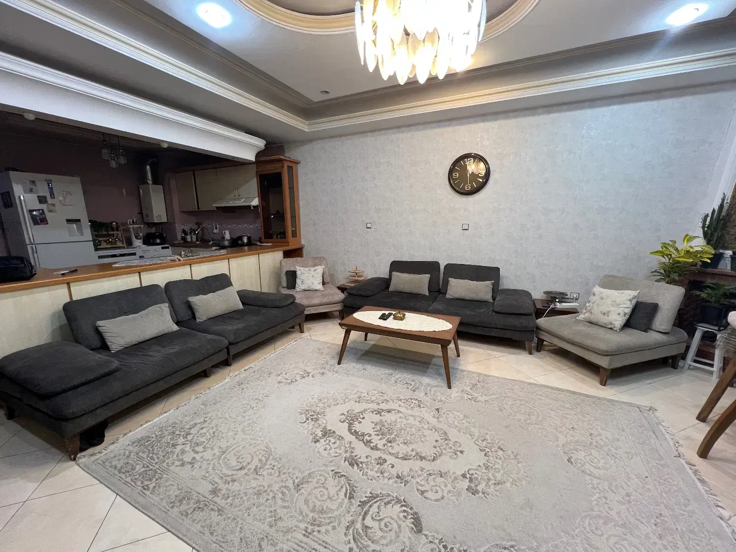 مبلمان ۸نفره تختخواب شو|مبلمان خانگی و میز عسلی|مشهد, جنت|دیوار