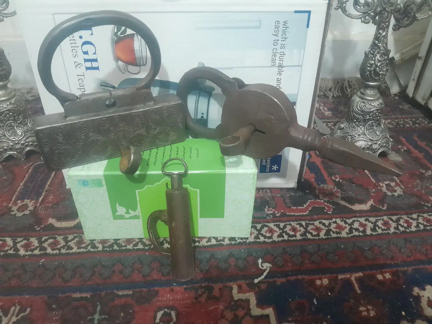 کلکسیون قفل عتیقه جمعا ۹ ملیون تومان|کلکسیون اشیاء عتیقه|کاشان, شاهد|دیوار