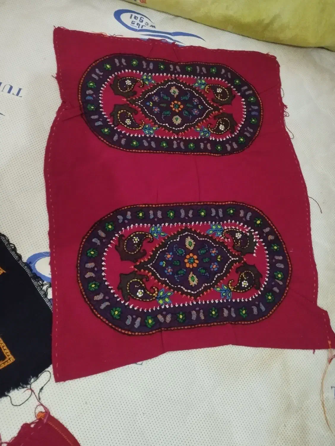 هر کدام ۲۰۰|صنایع دستی و سایر لوازم تزئینی|زرند, |دیوار