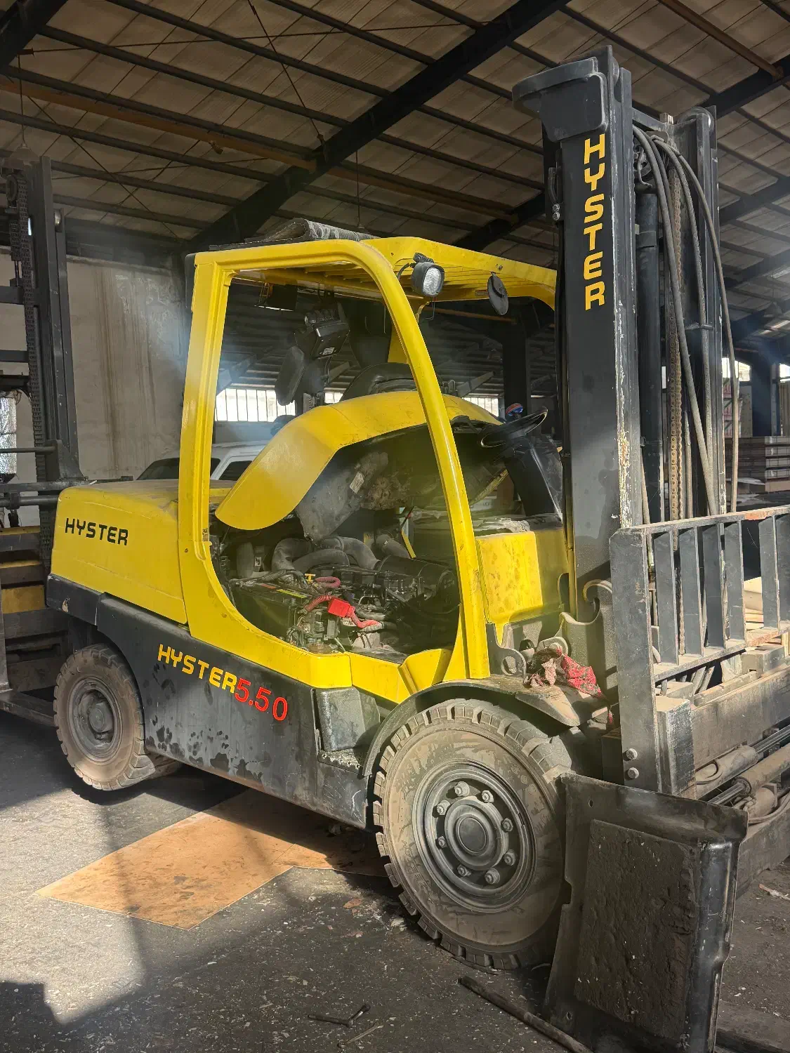 تعمیر لیفتراک|ماشینآلات صنعتی|امامزاده عبدالله, |دیوار