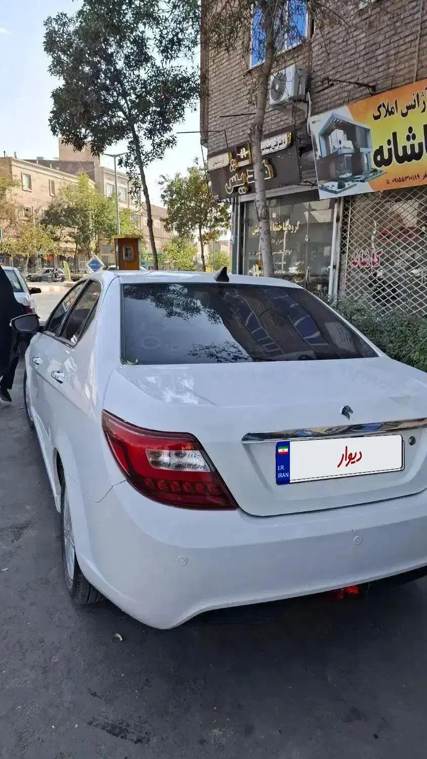 دنا پلاس 5دنده|خودرو سواری و وانت|تربتحیدریه, کاشانی|دیوار