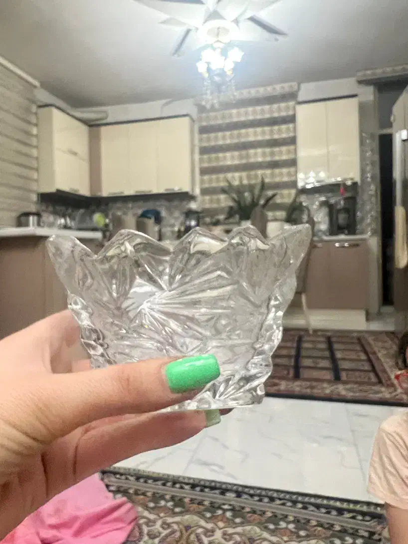 ظروف چینی ۱۸نفره کامل و سرویس کریستال ۶نفره|ظروف سرو و پذیرایی|چهاردانگه (تهران), |دیوار