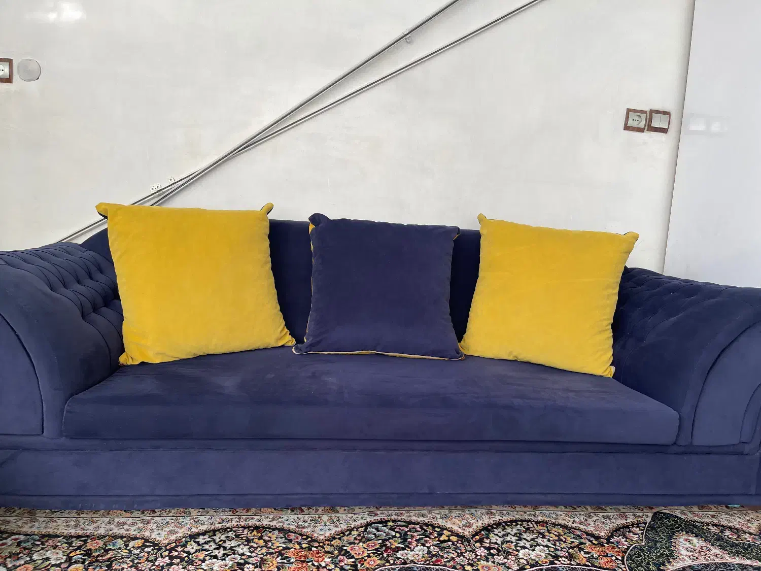 مبل هفت نفره تمیز|مبلمان خانگی و میز عسلی|اصفهان, ارزنان|دیوار