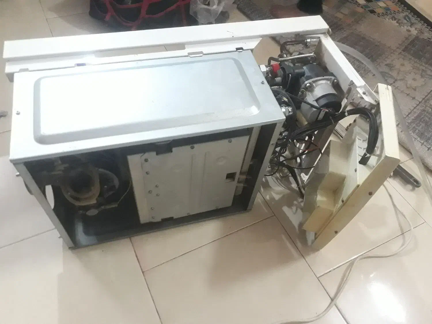 تعمیر انواع پکیج ایرانی و خارجی و ابگرمکن فوری|خدمات پیشه و مهارت|یزد, |دیوار