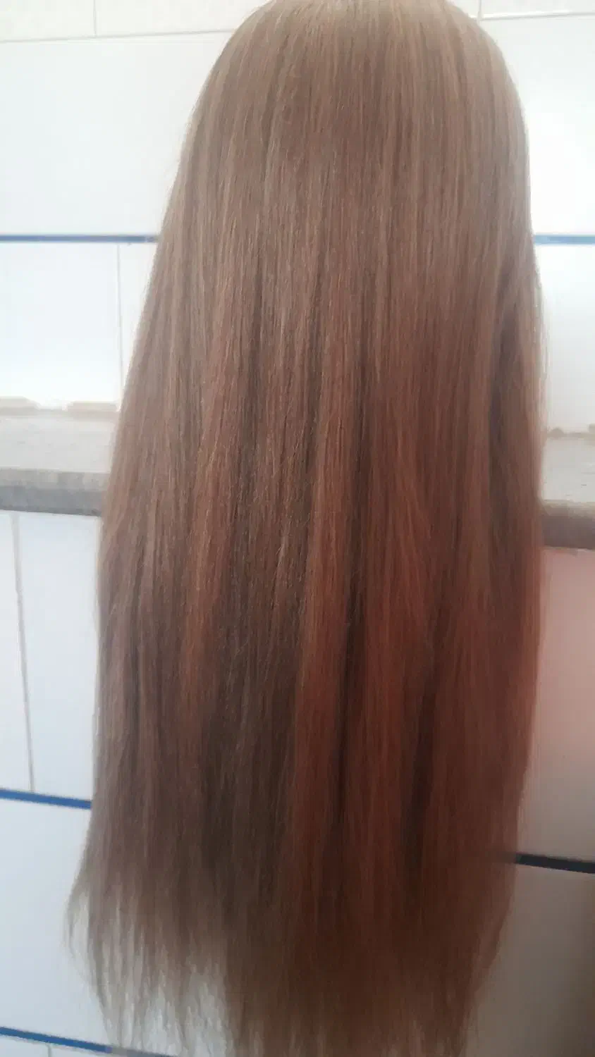 کله مانکن|آرایشگاه و سالن‌های زیبایی|آبیک, |دیوار