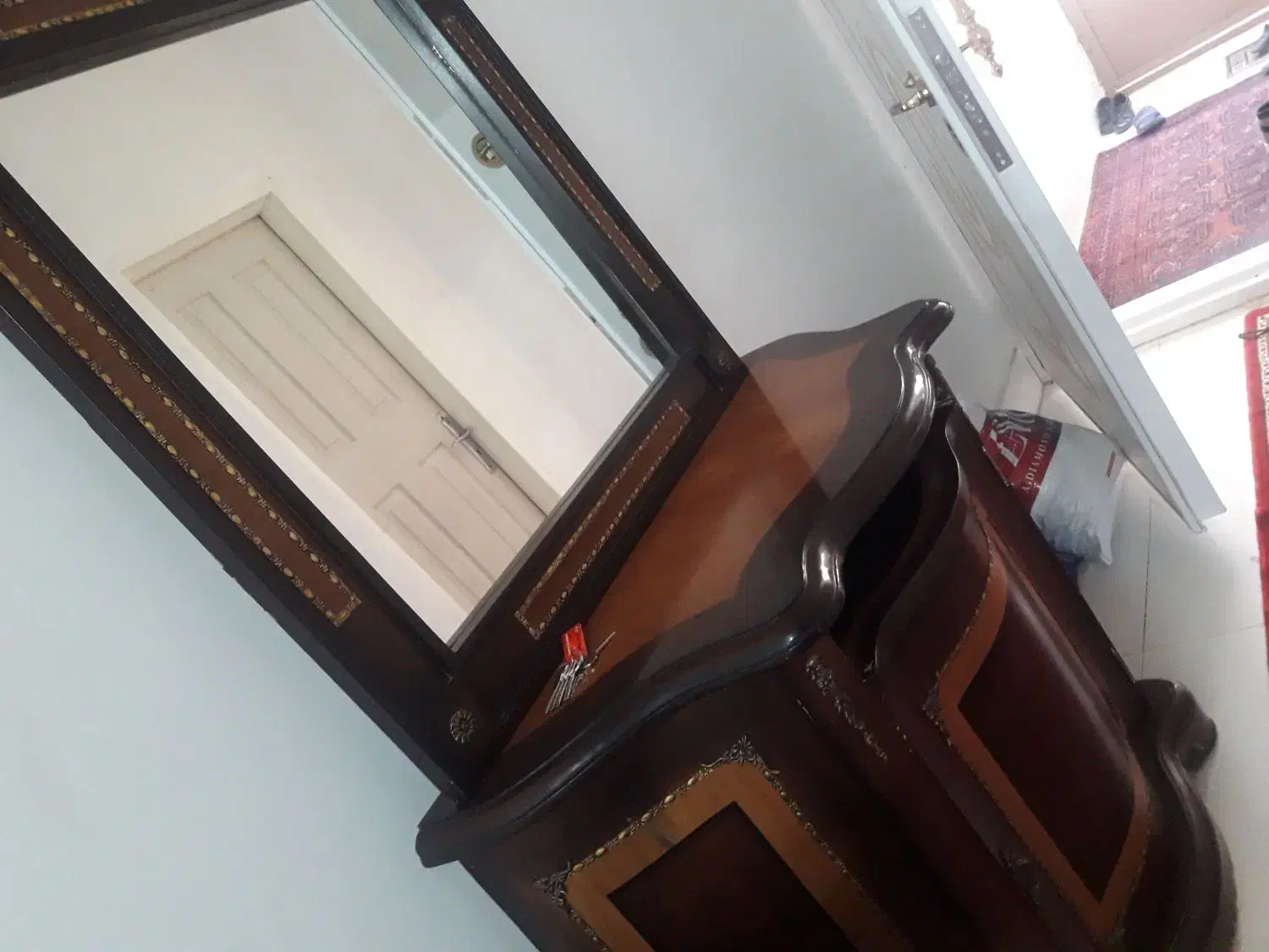 کمد چوبی وگنجه و آیینه|بوفه، ویترین، کنسول|مشهد, کوی سیدی|دیوار