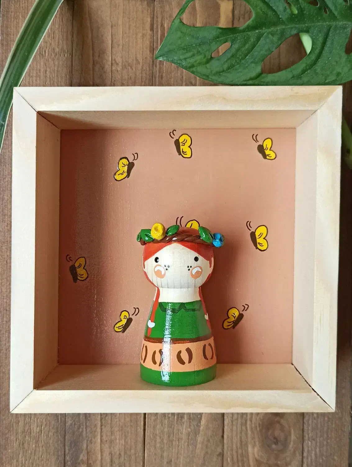 کاراکتر چوبی مینیمال/دستساز|مجسمه، تندیس، ماکت|کرج, عظیمیه|دیوار