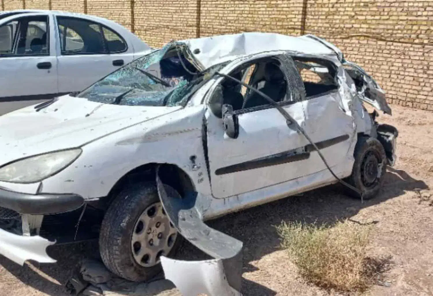 ۲۰۶ تصادفی تیپ ۲ مدل ۹۰|خودرو سواری و وانت|شیراز, مبعث|دیوار