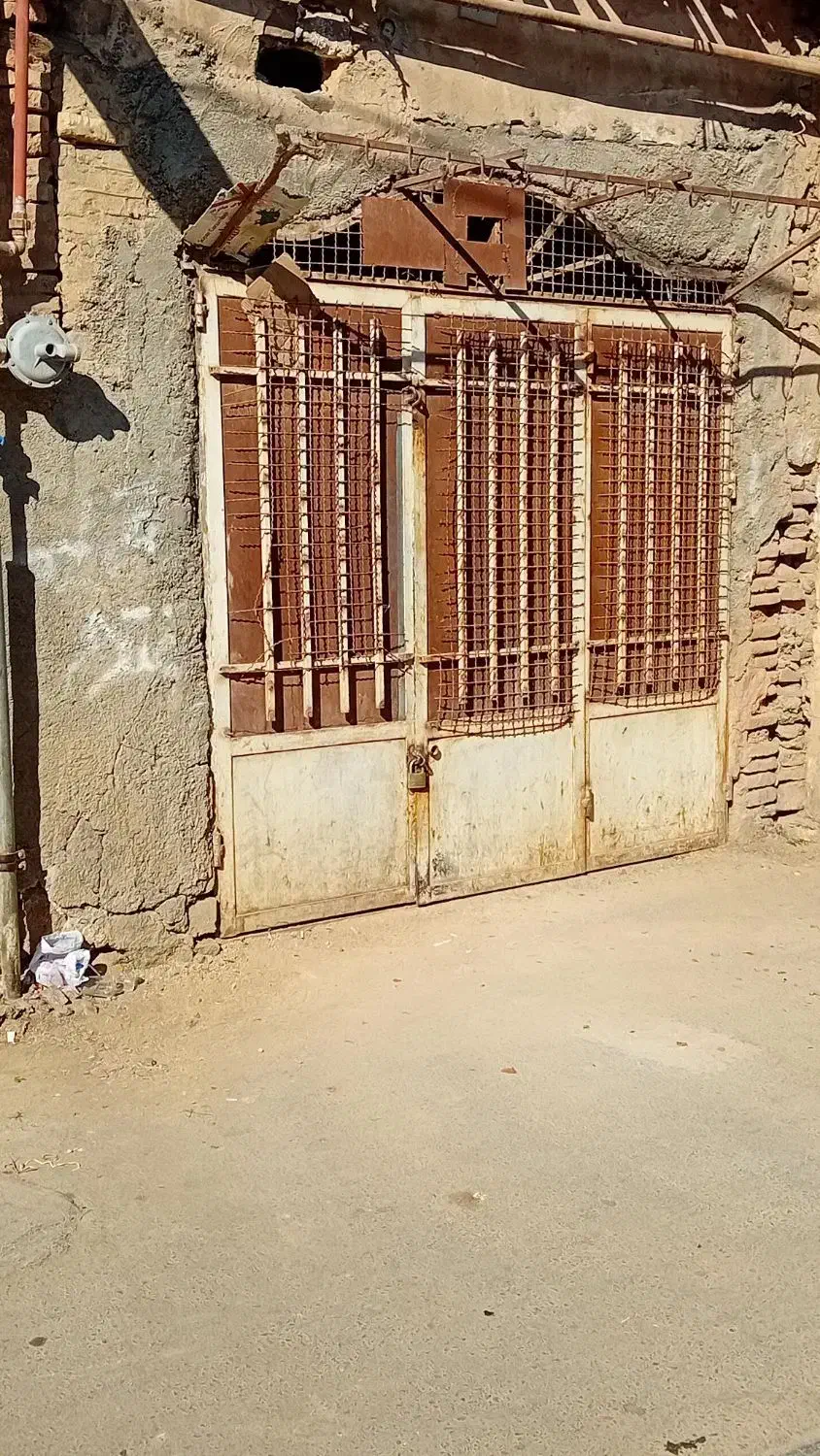 یگ باب مغازه به متراژ ۱۰متر سند تگ برگ منگوله دار|فروش مغازه و غرفه|نیشابور, فردوسی جنوبی|دیوار