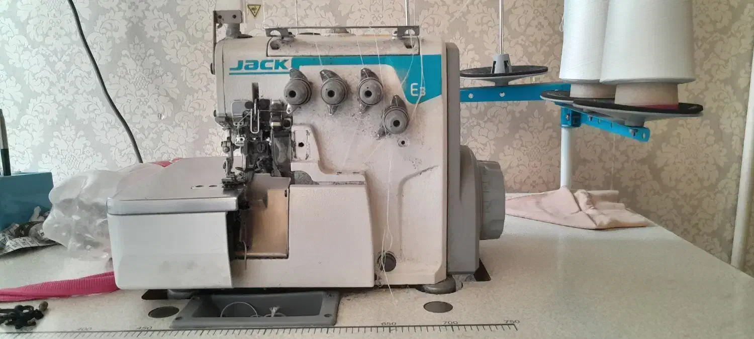 چرخ زیگزال|چرخ خیاطی و ریسندگی|تهران, بهداشت|دیوار