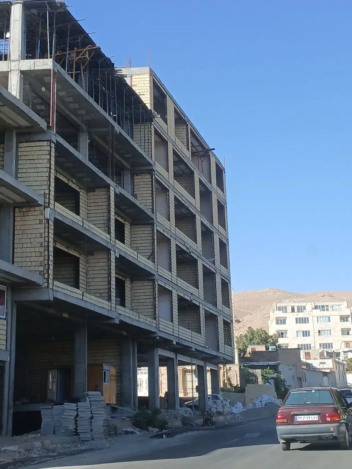 فروش آپارتمان قسطی18ماهه|پیش‌فروش املاک|صحنه, |دیوار