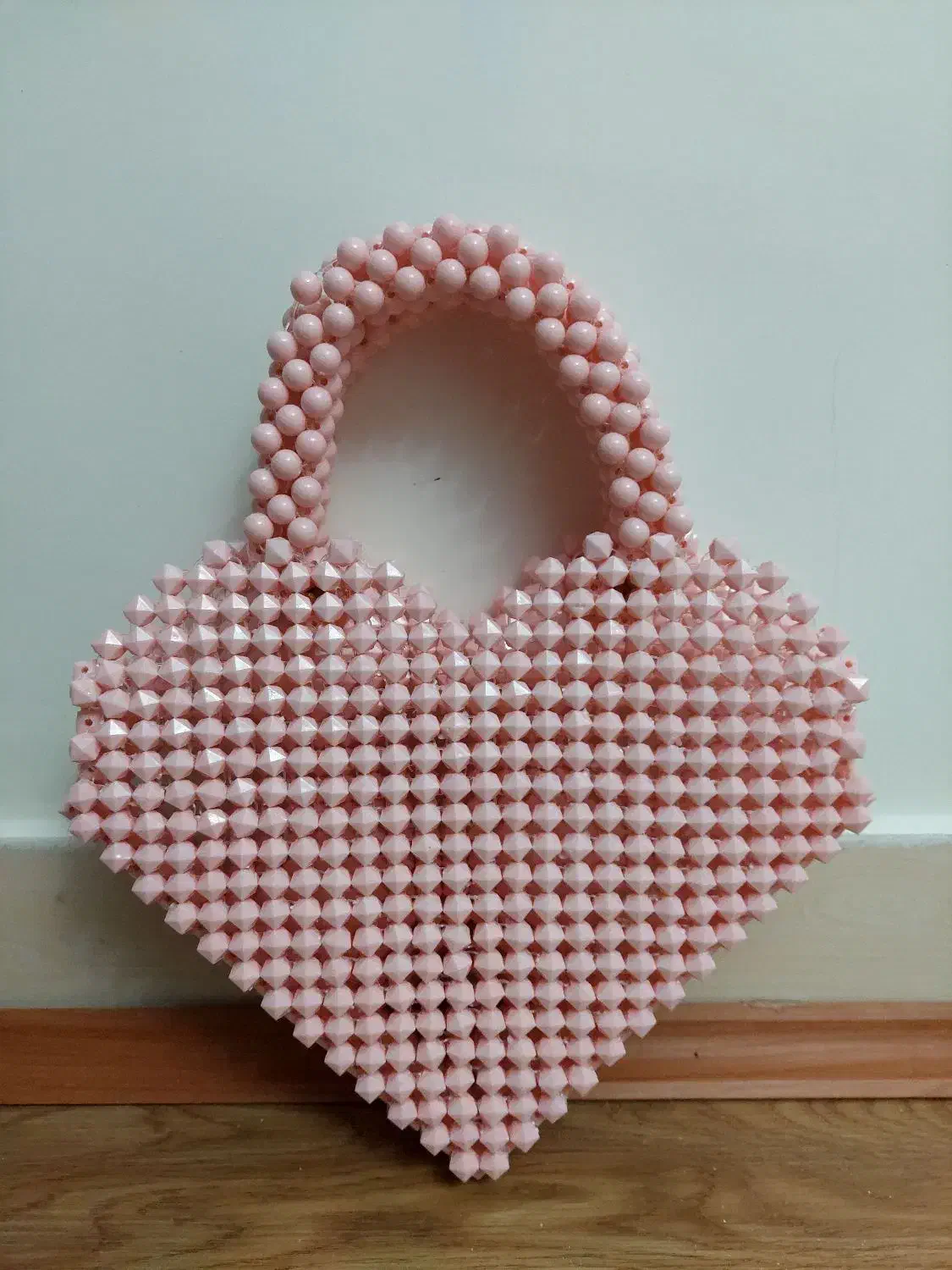 کیف مروارید بافی|کیف، کفش، کمربند|رباط‌کریم, رباط‌کریم|دیوار