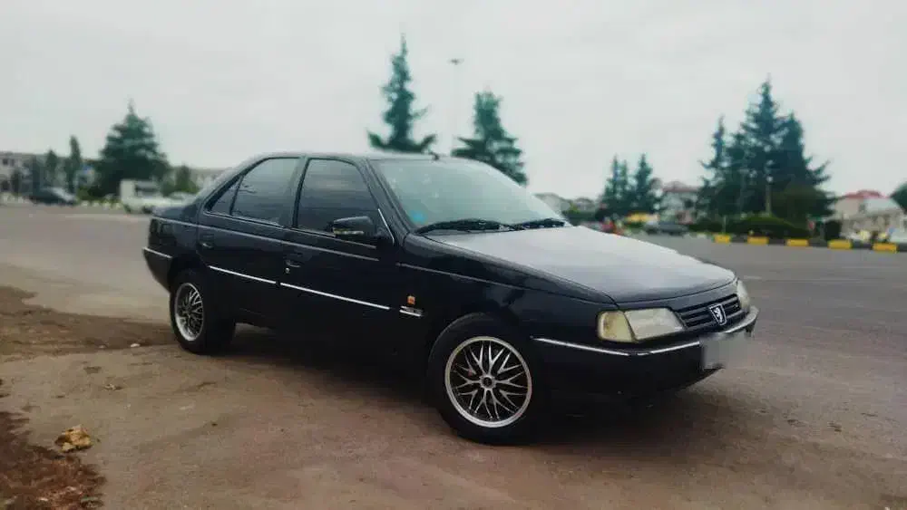 پژو ۴۰۵ مشکی|خودرو سواری و وانت|رشت, آتشگاه|دیوار