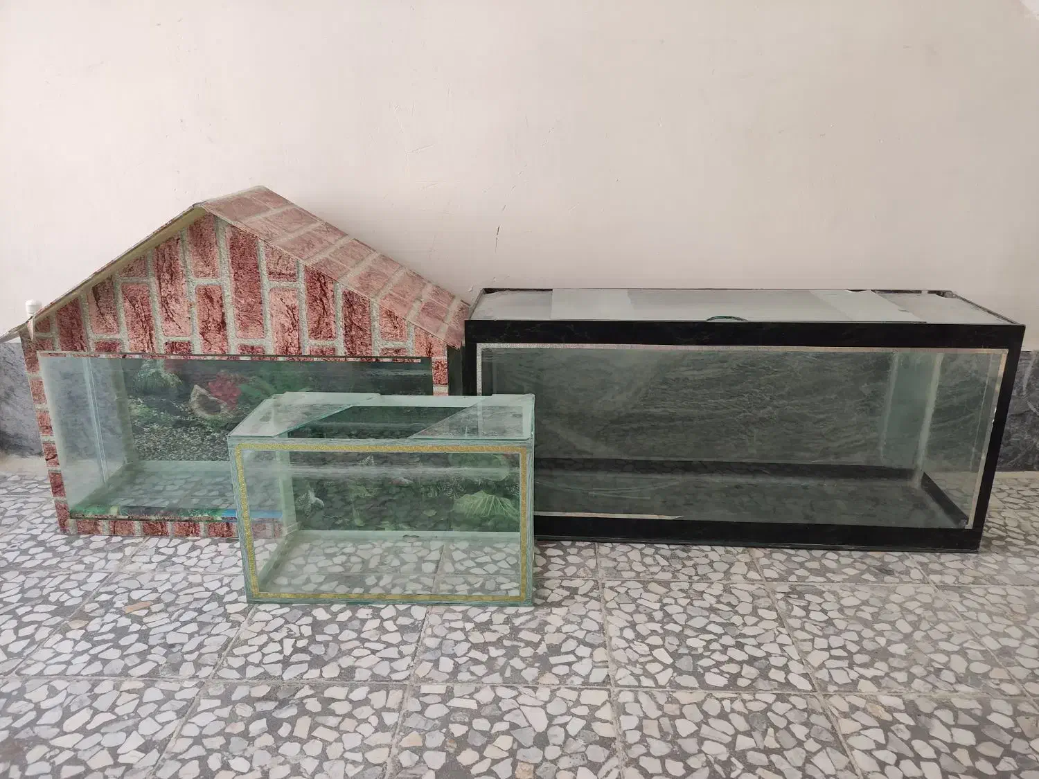 اکواریوم|لوازم جانبی حیوانات|خرمآباد, |دیوار