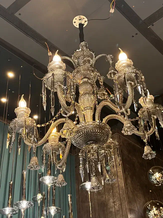 لوستر باکارات ۶ شعله رنگ دودی|لوستر و چراغ آویز|تهران, فردوسی|دیوار