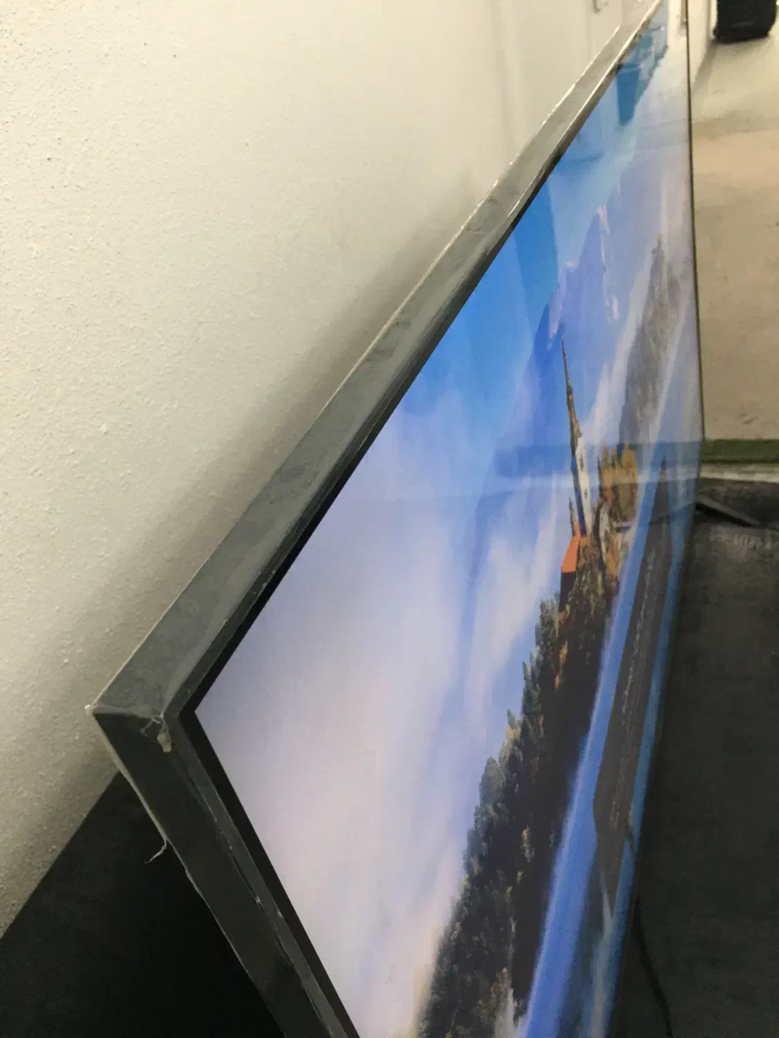 ال ای دی ۵۵ الجی|تلویزیون و پروژکتور|شیراز, اصلاح‌نژاد|دیوار