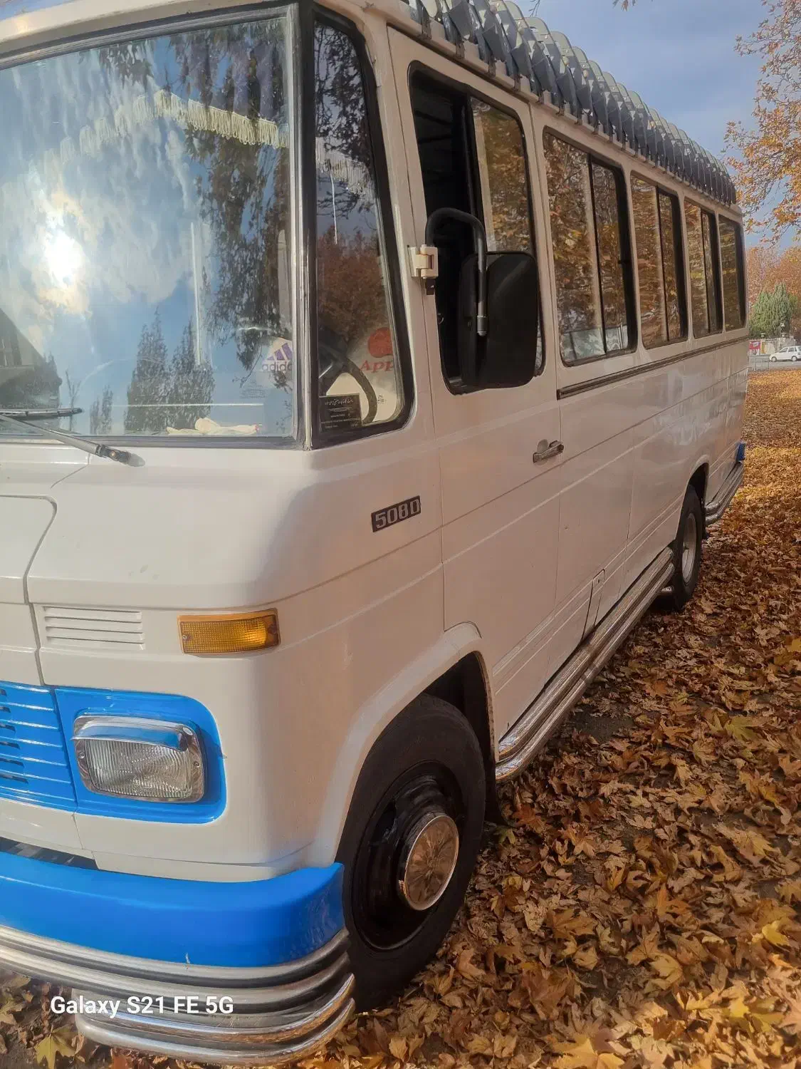 مینی بوس بنز مدل ۷۹کولردار|خودرو سنگین|صومعه‌سرا, |دیوار