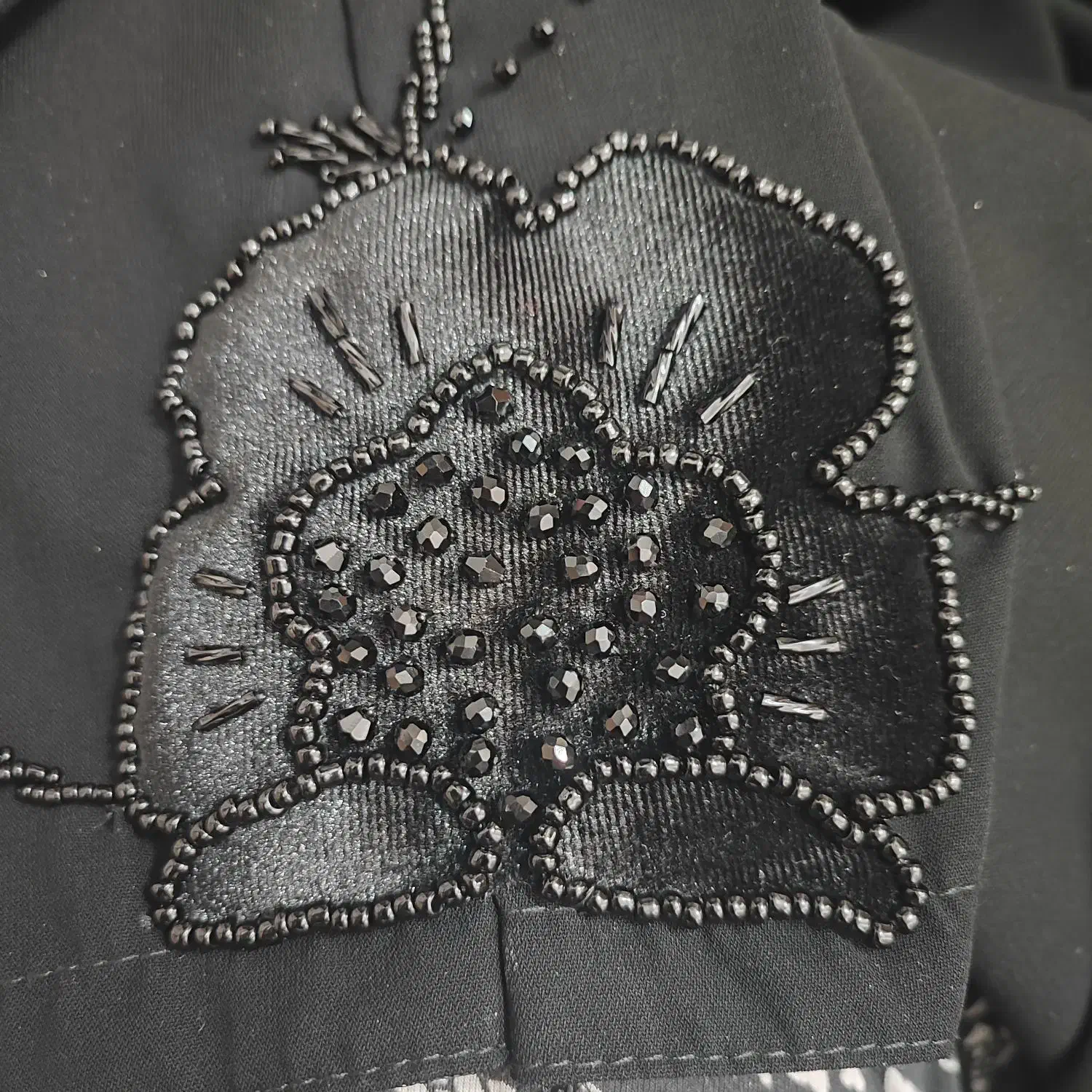 کار در منزل جواهر دوز واپلییکه دوز ماهر|استخدام هنری و رسانه|مشهد, کلاهدوز|دیوار