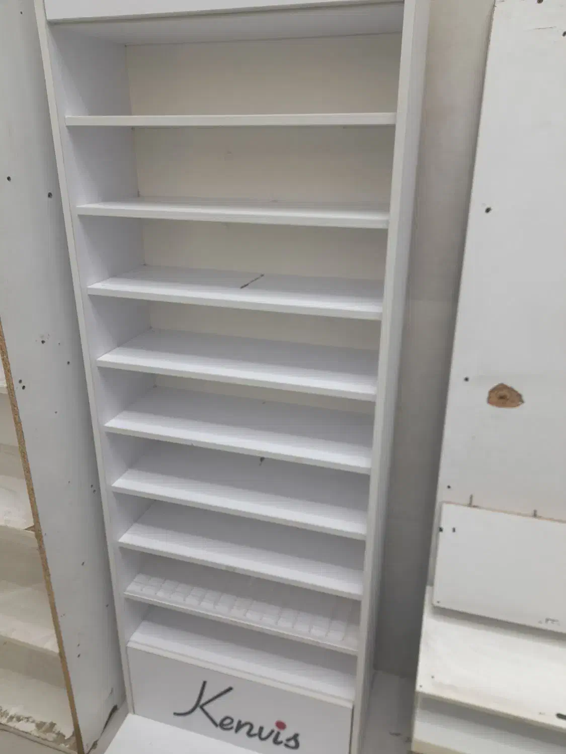 استند یا قفسه لاک و عطر|کتابخانه، شلف، قفسه‌های دیواری|ساری, |دیوار